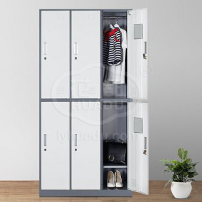 How does the hospital choose appropriate steel locker manufa